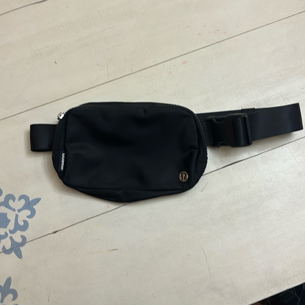 Lululemon Belt Bag